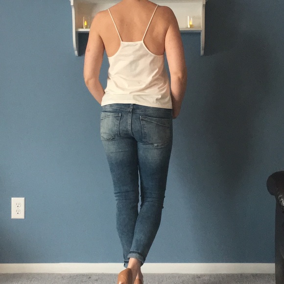 Express Semi Crop Top NWT - Picture 3 of 9